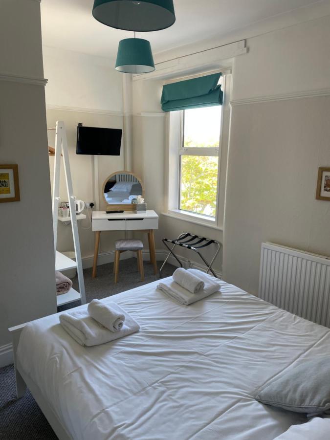 Hayward'S At The Grasmere Keynsham Εξωτερικό φωτογραφία