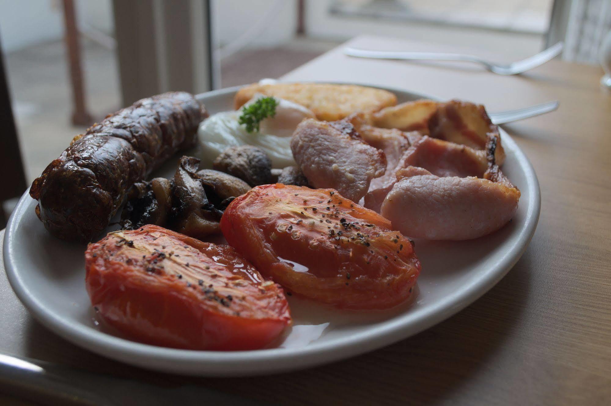 Hayward'S At The Grasmere Keynsham Εξωτερικό φωτογραφία