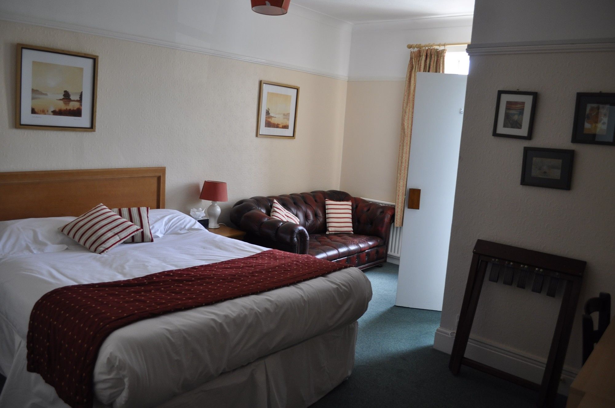 Hayward'S At The Grasmere Keynsham Εξωτερικό φωτογραφία